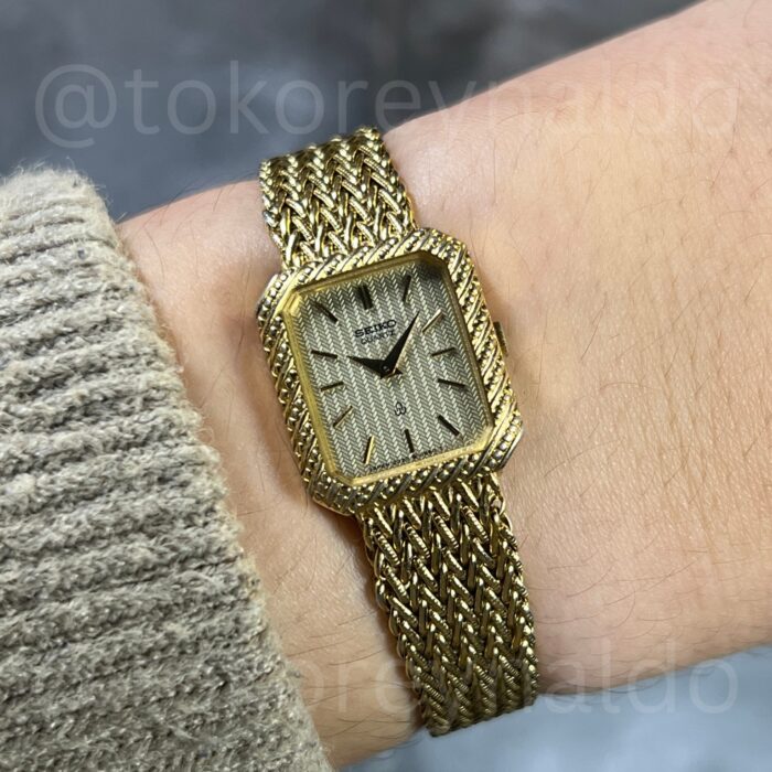 JAM TANGAN VINTAGE SEIKO 2320-5540 BRACELET SQUARE GOLD PLATED G0LD TEXTURE DIAL (LX2114)