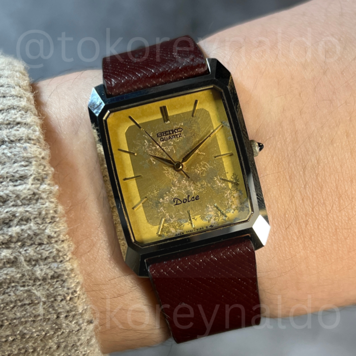 JAM TANGAN VINTAGE 1980’s SEIKO DOLCE 7731-5150 RECTANGULAR TANK TUNGSTEN G0LD CHAMPANGE DIAL WITH BEAUTIFUL ARTSY PATINA DIAL (LX2070)