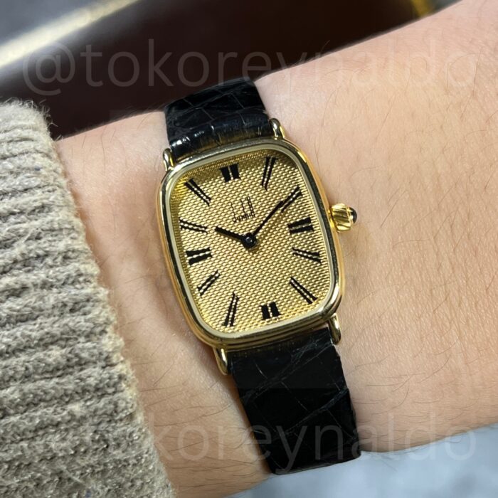 JAM TANGAN VINTAGE 1990’s DUNHILL 9 23275 JQ TONNEAU G0LD PLATED G0LD HOBNAIL DIAL ROMAN INDEX (LX2037)