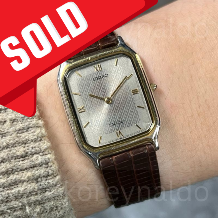 JAM TANGAN VINTAGE SEIKO DOLCE 5E30-5A00 SQUARE TWO TONE SILVER TEXTURE DIAL ROMAN INDEX (LX1977)