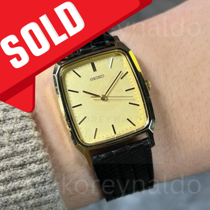 JAM TANGAN VINTAGE SEIKO 7N0-5A30 SQUARE GOLD TONE CHAMPAGNE GLITTER DIAL (LX1976)