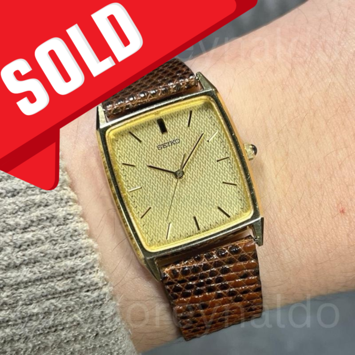 JAM TANGAN VINTAGE SEIKO 7N01-5A4D TONNEAU GOLD TONE GOLD LINEN DIAL (LX2374)