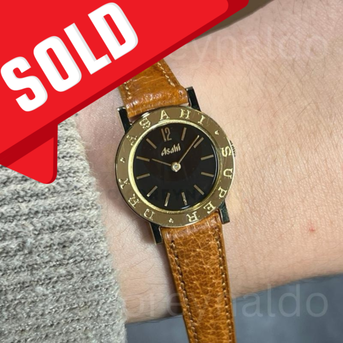 JAM TANGAN VINTAGE ASAHI 100th ANNIVERSARY LADIES ROUND G0LD TONE BLACK DIAL (LX2283)