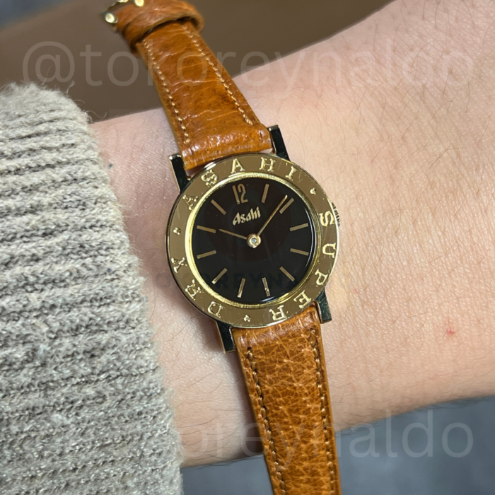 JAM TANGAN VINTAGE ASAHI 100th ANNIVERSARY LADIES ROUND G0LD TONE BLACK DIAL (LX2283)