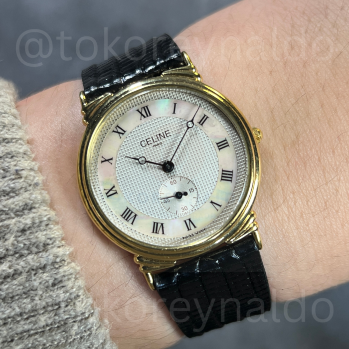 JAM TANGAN VINTAGE CELINE SUB-SECOND ROUND GOLD TONE TWO TONE WHITE HOBNAIL MOP DIAL (LX2396)