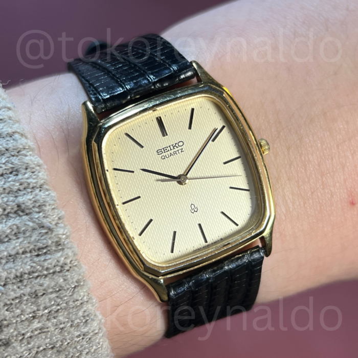 JAM TANGAN VINTAGE SEIKO 6030-5190 CUSHION GOLD PLATED CHAMPAGNE WAFFLE DIAL (LX2582)